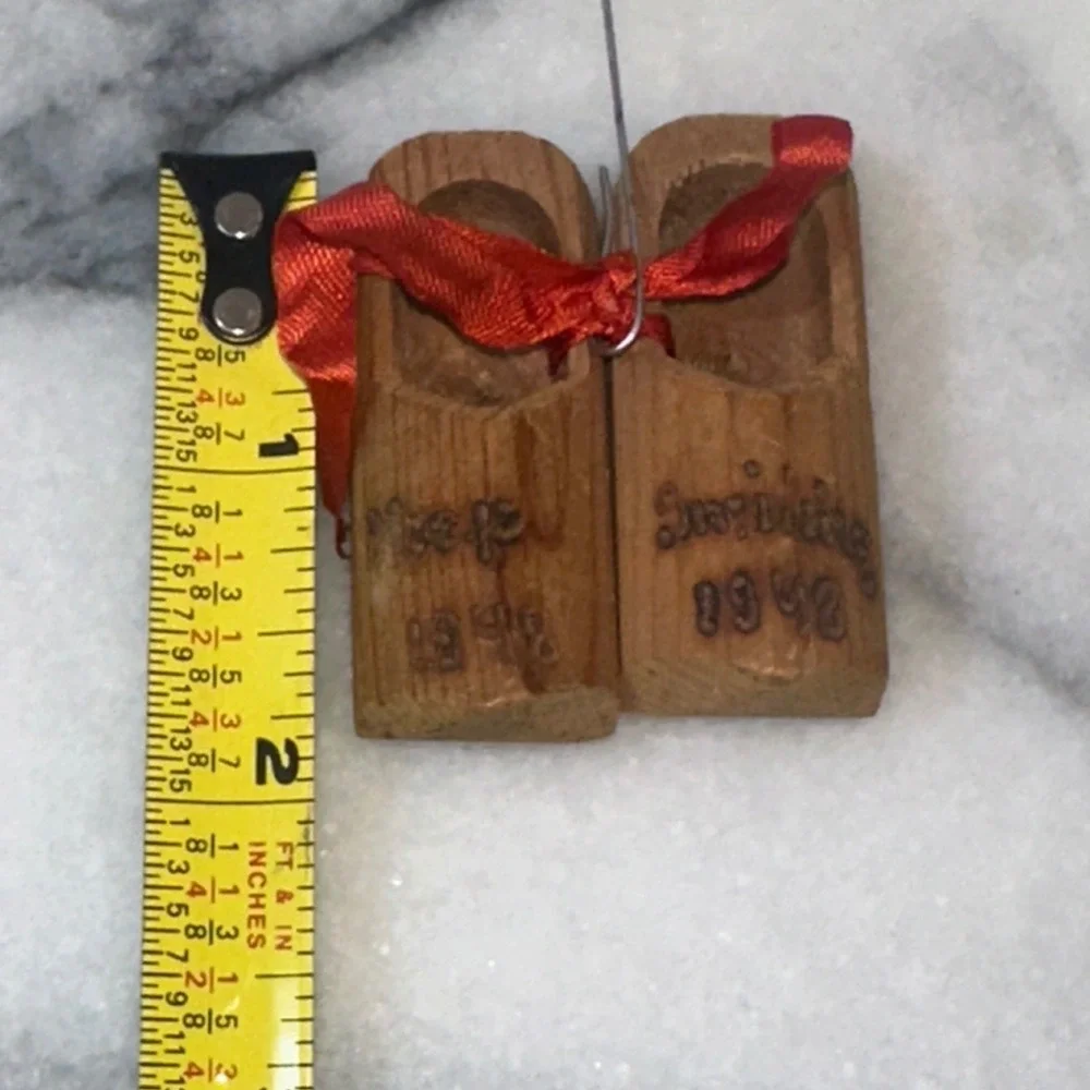 Vintage 1948 Holland Furniture Miniature Wooden Clogs Dutch Shoes Ornament